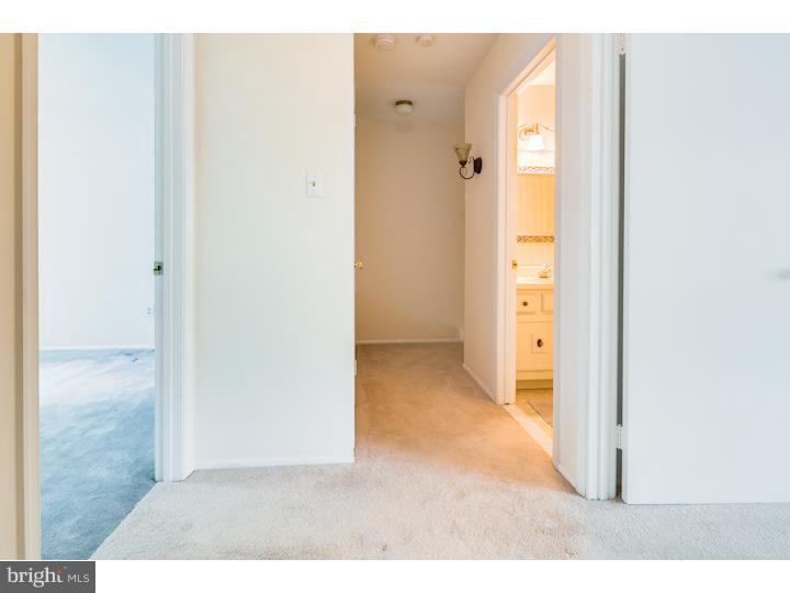 94 Farnwood Road Mount Laurel, NJ 08054 - Photo 13 of 18 Gallery Image 13