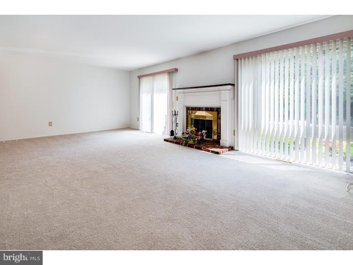 94 Farnwood Road Mount Laurel, NJ 08054 - Photo 8 of 18 Gallery Image 8