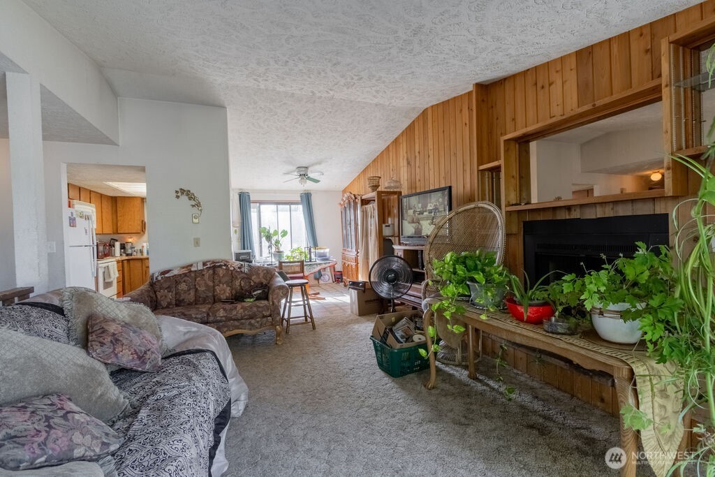 4811 North Rees Road Spokane Valley, WA 99216 - Photo 8 of 39 Gallery Image 8