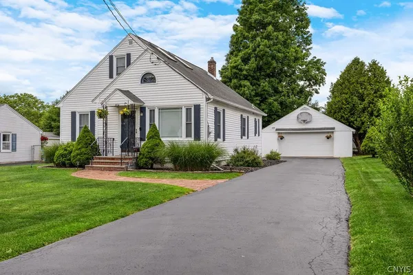 $250,000 | 204 Woodland Road, Geddes, NY 13219