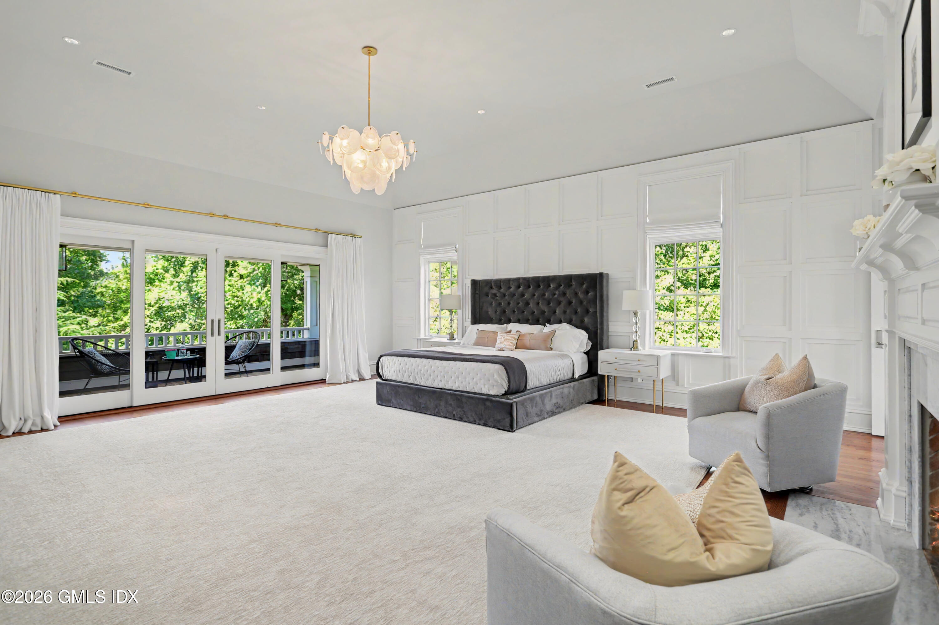 170 Old Mill Road Greenwich, CT 06831 - Photo 18 of 36 Primary Suite