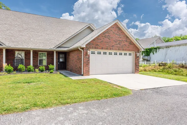 $2,295 | 206 Janet Lane, Maryville, TN 37804