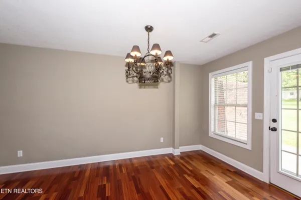 $2,295 | 206 Janet Lane, Maryville, TN 37804