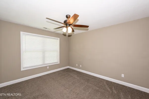 $2,295 | 206 Janet Lane, Maryville, TN 37804