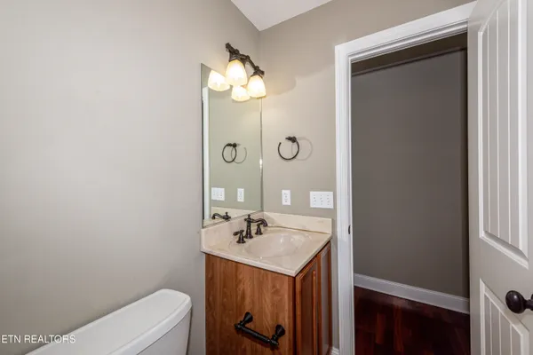 $2,295 | 206 Janet Lane, Maryville, TN 37804