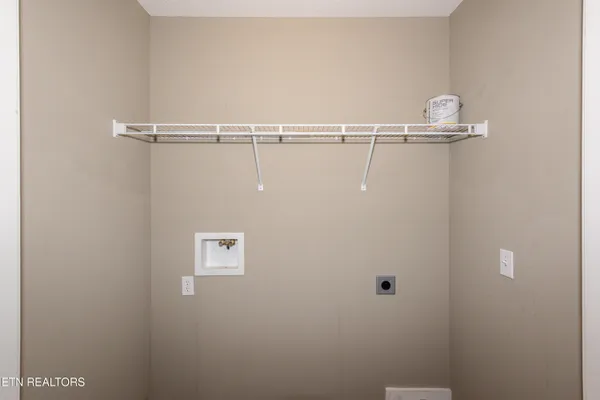 $2,295 | 206 Janet Lane, Maryville, TN 37804