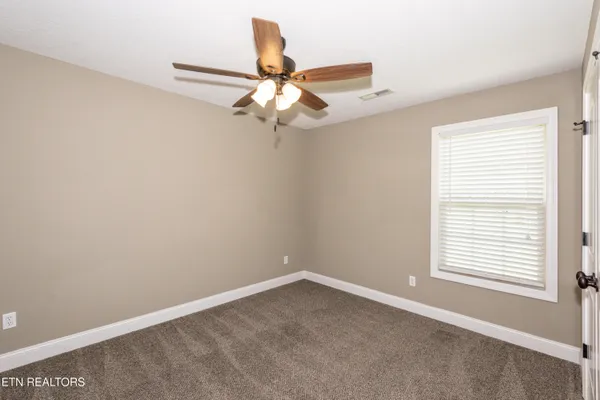 $2,295 | 206 Janet Lane, Maryville, TN 37804