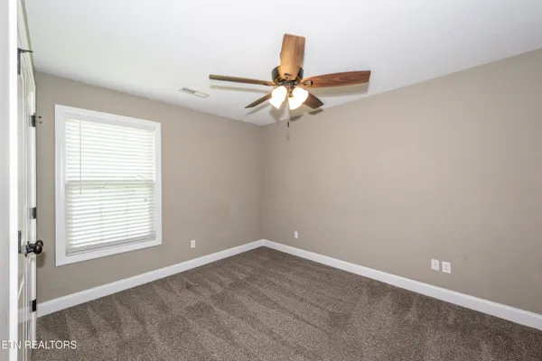 $2,295 | 206 Janet Lane, Maryville, TN 37804