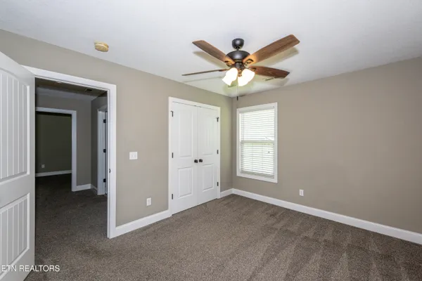 $2,295 | 206 Janet Lane, Maryville, TN 37804