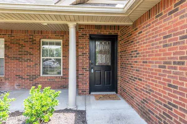 $2,295 | 206 Janet Lane, Maryville, TN 37804