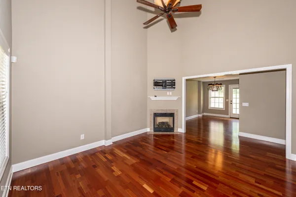 $2,295 | 206 Janet Lane, Maryville, TN 37804