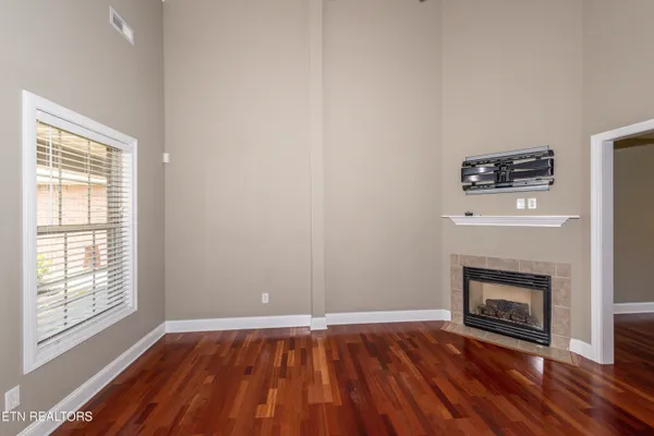 $2,295 | 206 Janet Lane, Maryville, TN 37804