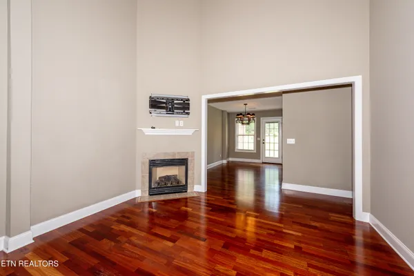 $2,295 | 206 Janet Lane, Maryville, TN 37804