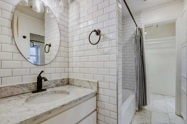 $265,000 | 1500 Woodlawn Boulevard, Unit 105, Austin, TX 78703