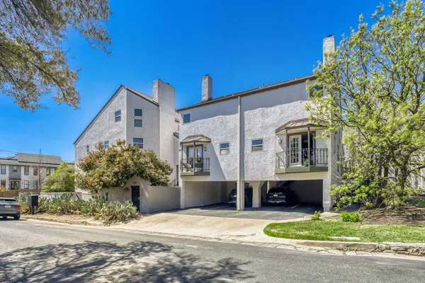 $265,000 | 1500 Woodlawn Boulevard, Unit 105, Austin, TX 78703