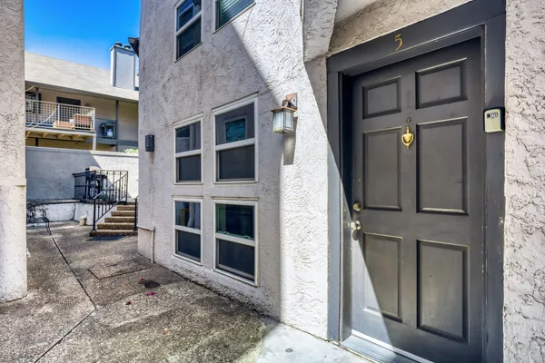 $265,000 | 1500 Woodlawn Boulevard, Unit 105, Austin, TX 78703