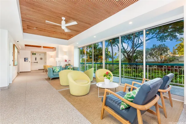 $1,580,000 | 2161 Kalia Road, Unit 916, Honolulu, HI 96815