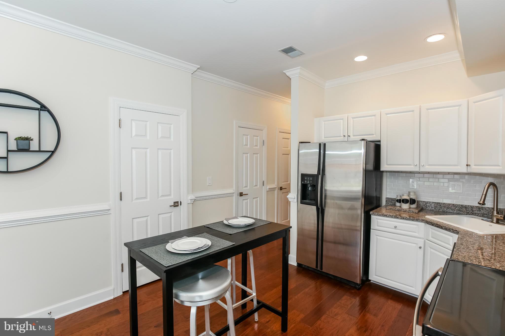 431 1/2 R Street Northwest, Unit 1 Washington, DC 20001 - Photo 9 of 22 Kitchen/Dining