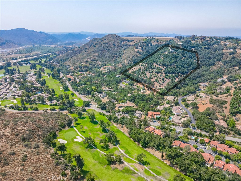 2125 Puerto Del Mundo Fallbrook, CA 92028 - Photo 8 of 52