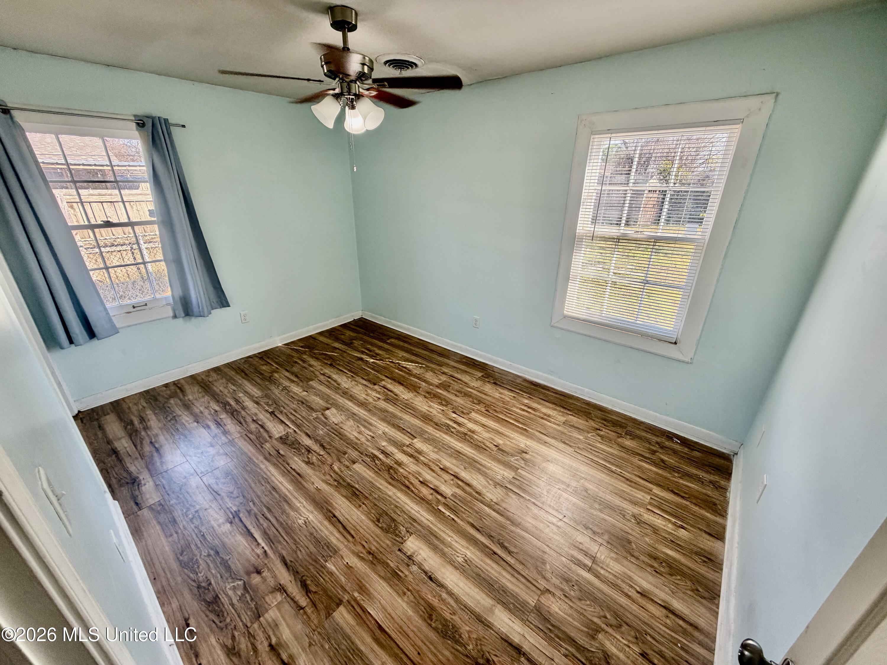 1419 Deering Street Cleveland, MS 38732 - Photo 8 of 13 IMG_2585