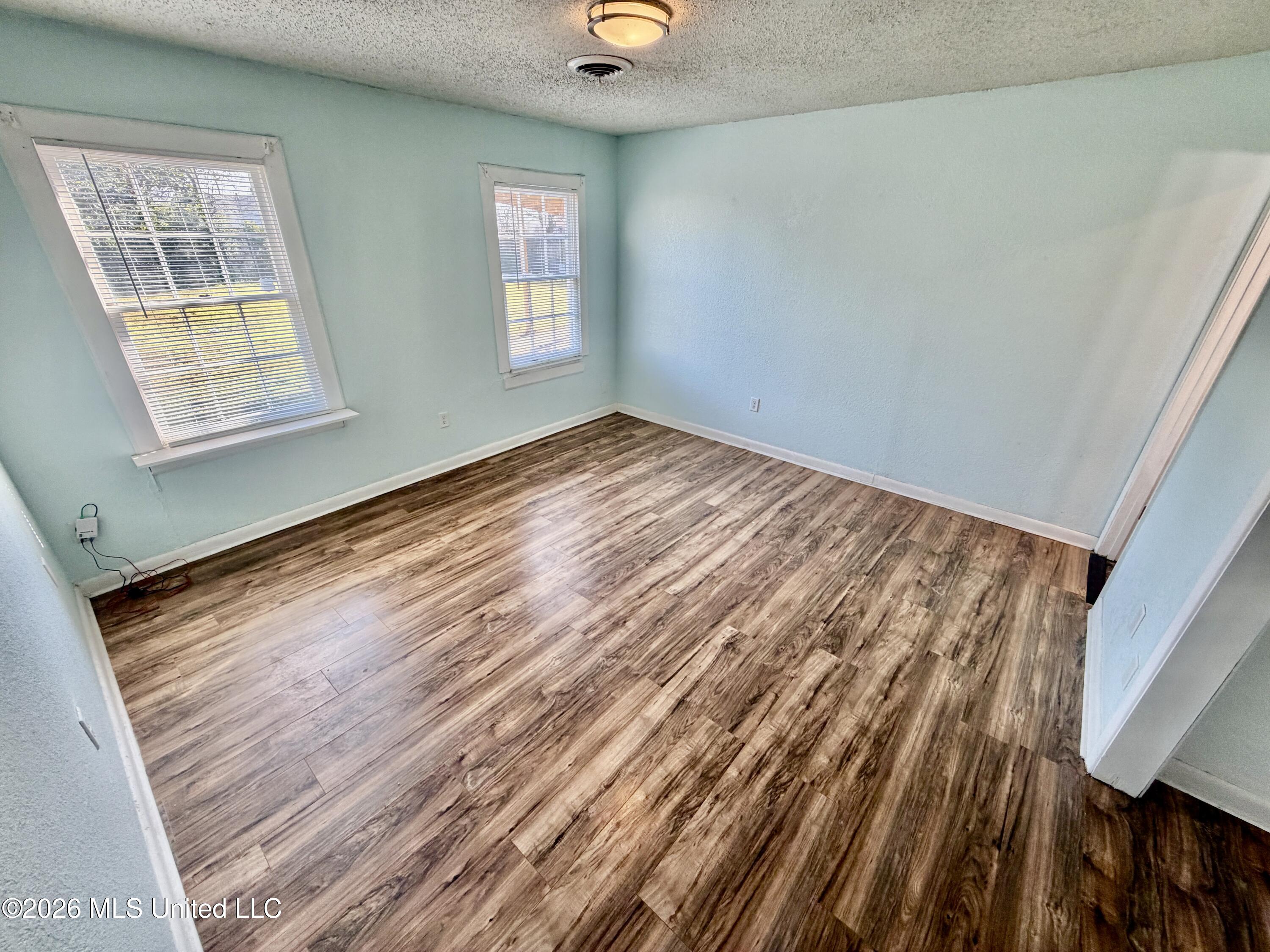 1419 Deering Street Cleveland, MS 38732 - Photo 9 of 13 IMG_2586