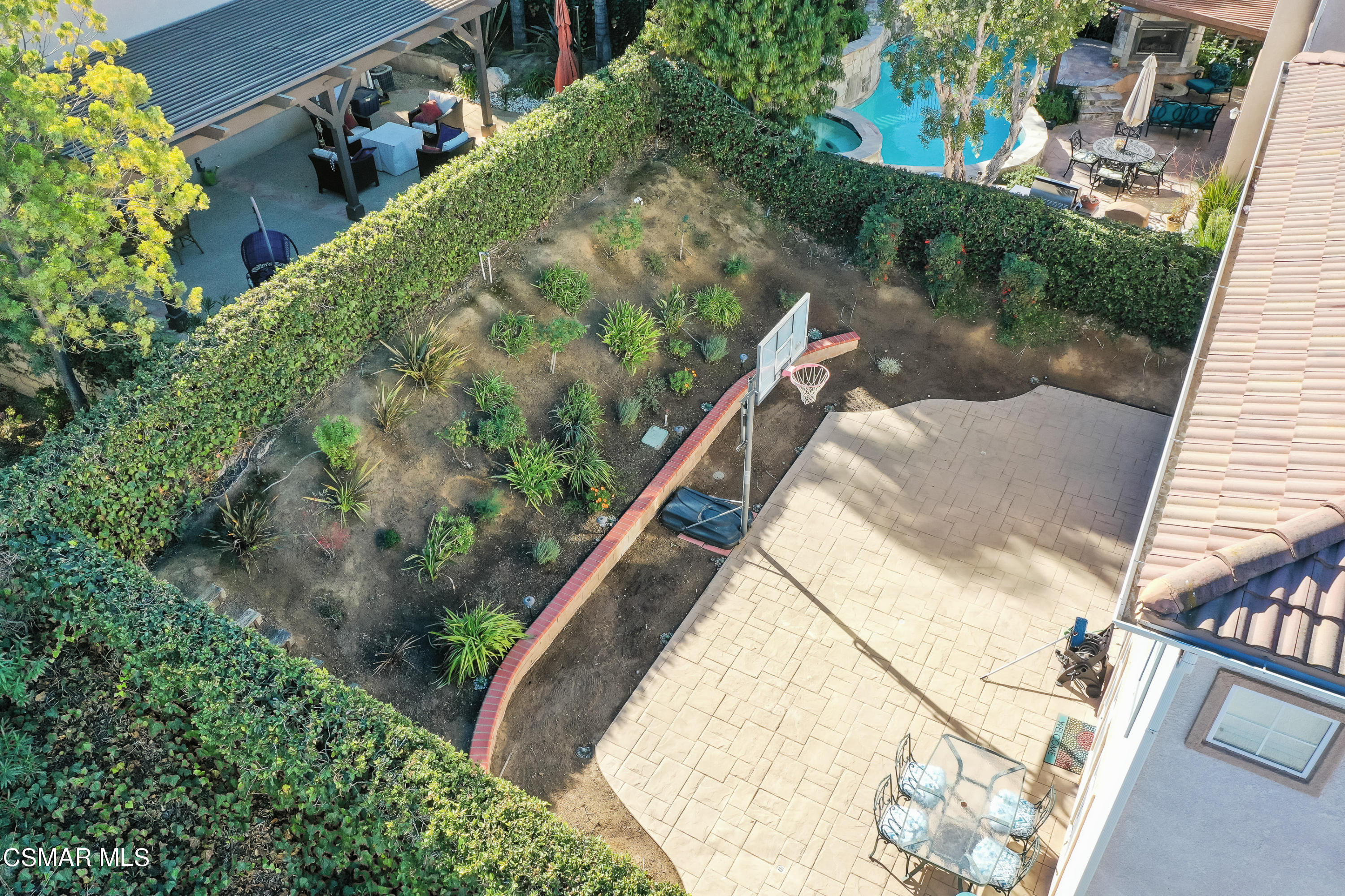 124 Park Hill Road Simi Valley, CA 93065 - Photo 3 of 51 DJI_0076