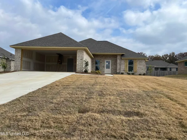 $304,999 | 128 Madisonville Drive, Canton, MS 39046