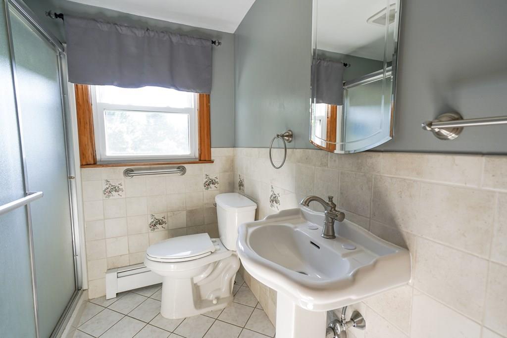 215 Greenwich Road Ware, MA 01082 - Photo 15 of 41
