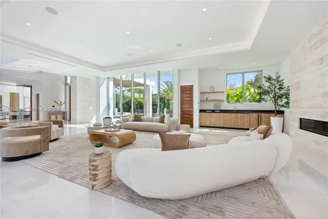 $9,650,000 | 6720 Southwest 98th Street, Pinecrest, FL 33156