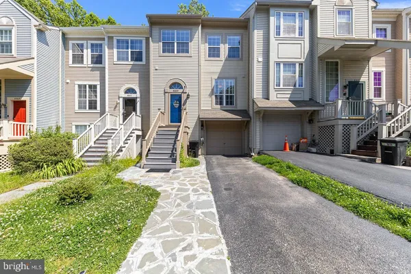 $620,000 | 8309 Linden Oaks Court, Lorton, VA 22079