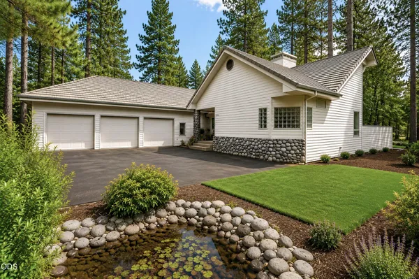 $1,275,000 | 60726 Golf Village Loop, Bend, OR 97702