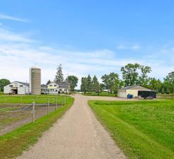 5095 Harff Road Loretto, MN 55357 - Photo 13 of 71