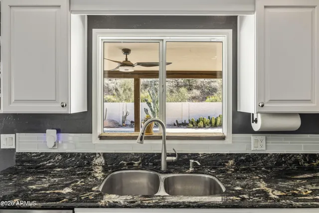 $6,200 | 221 West Sweetwater Avenue, Phoenix, AZ 85029