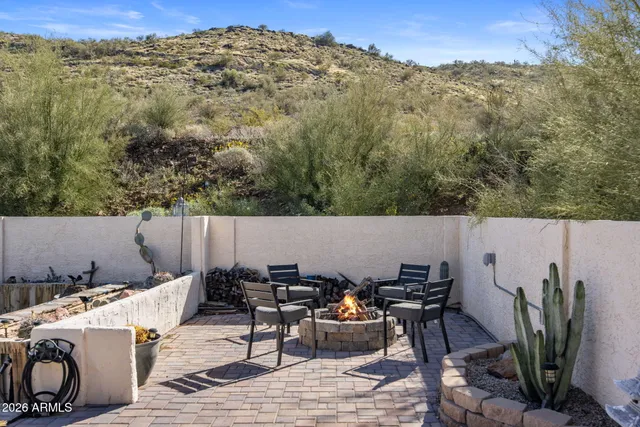 $6,200 | 221 West Sweetwater Avenue, Phoenix, AZ 85029