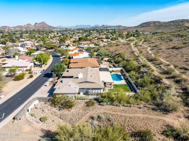 $6,200 | 221 West Sweetwater Avenue, Phoenix, AZ 85029