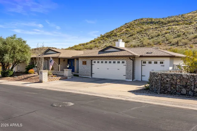 $6,200 | 221 West Sweetwater Avenue, Phoenix, AZ 85029