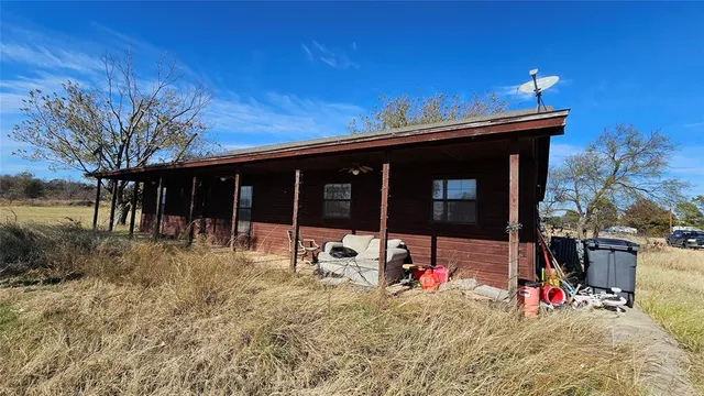 $400,000 | 4558 Agnes Circle, Springtown, TX 76082