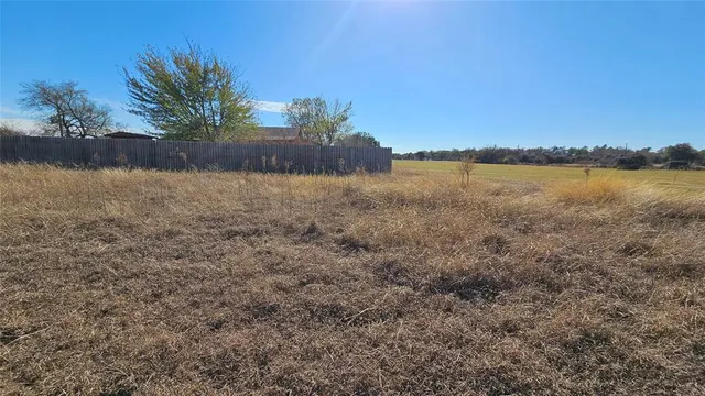 $400,000 | 4558 Agnes Circle, Springtown, TX 76082