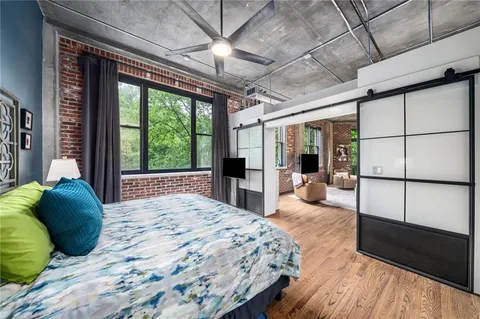$420,000 | 3235 Roswell Road Northeast, Unit 405, Atlanta, GA 30305