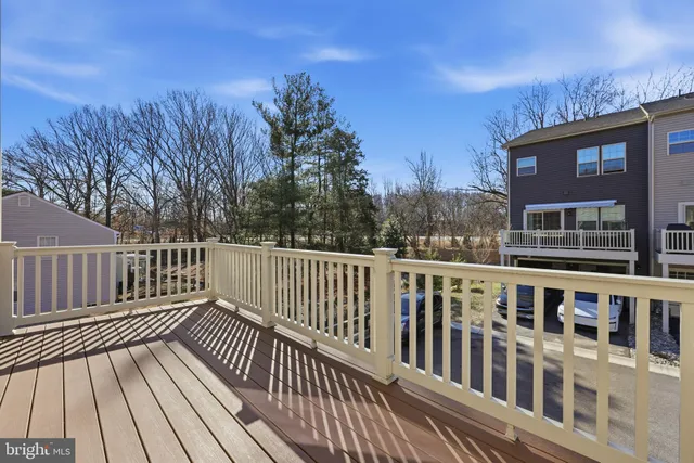 $559,000 | 9590 Glen Oaks Lane, Columbia, MD 21046