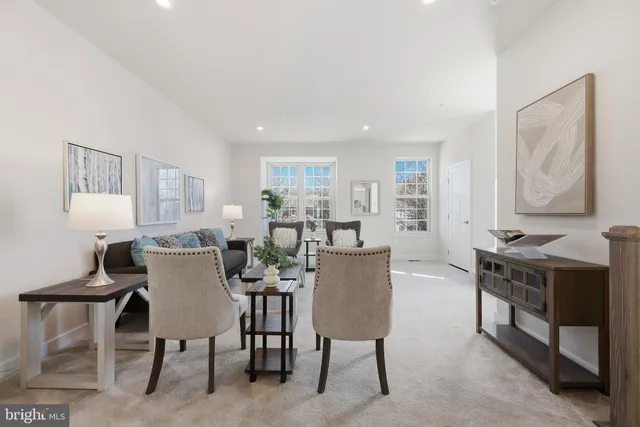 $559,000 | 9590 Glen Oaks Lane, Columbia, MD 21046