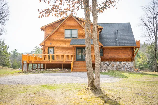 $1,399,000 | 9184 Highway 37, Wellston, MI 49689