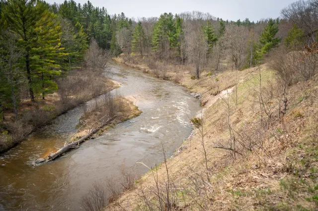 $1,399,000 | 9184 Highway 37, Wellston, MI 49689