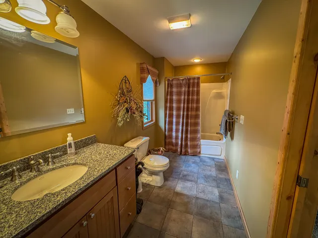 $1,399,000 | 9184 Highway 37, Wellston, MI 49689