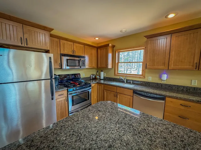 $1,399,000 | 9184 Highway 37, Wellston, MI 49689