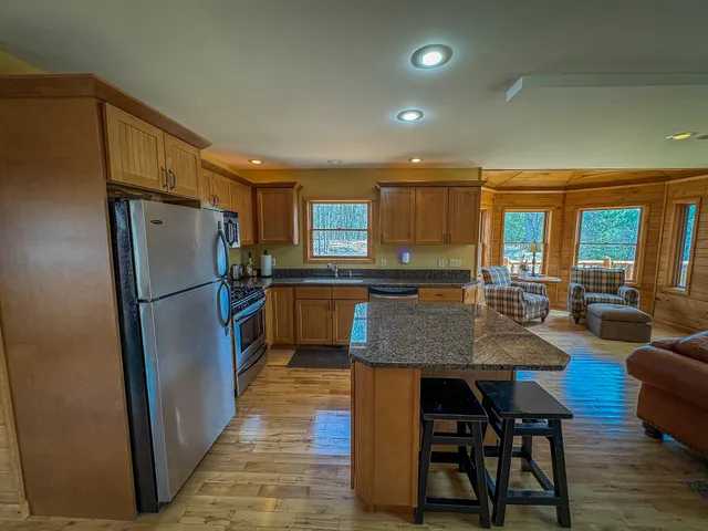 $1,399,000 | 9184 Highway 37, Wellston, MI 49689