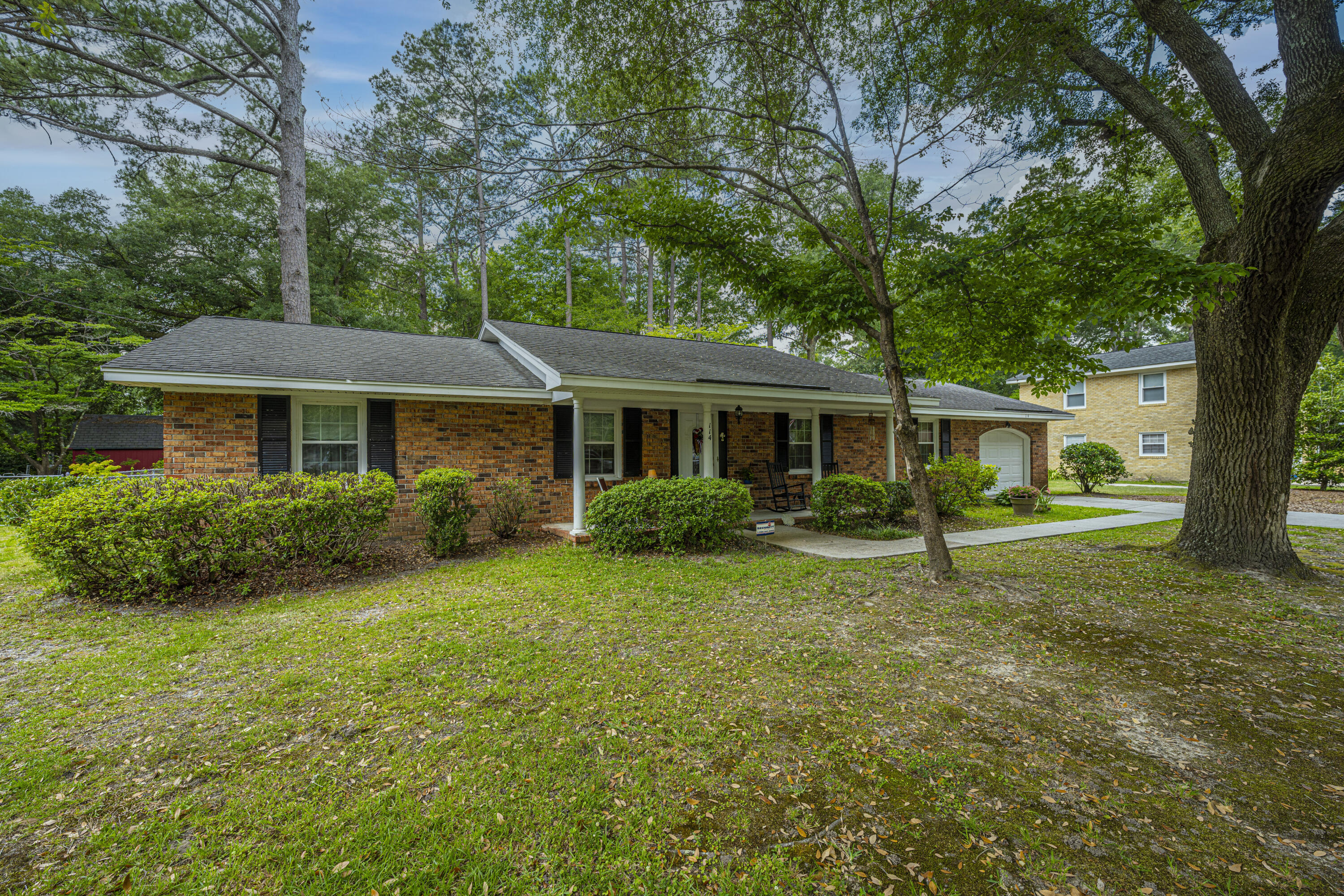 114 Arbor Road Summerville, SC 29485 - Photo 1 of 14 DSC_2848
