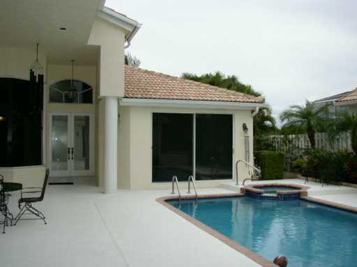 9067 Long Lake Palm Drive Boca Raton, FL 33496 - Photo 14 of 16 Courtyard - 2