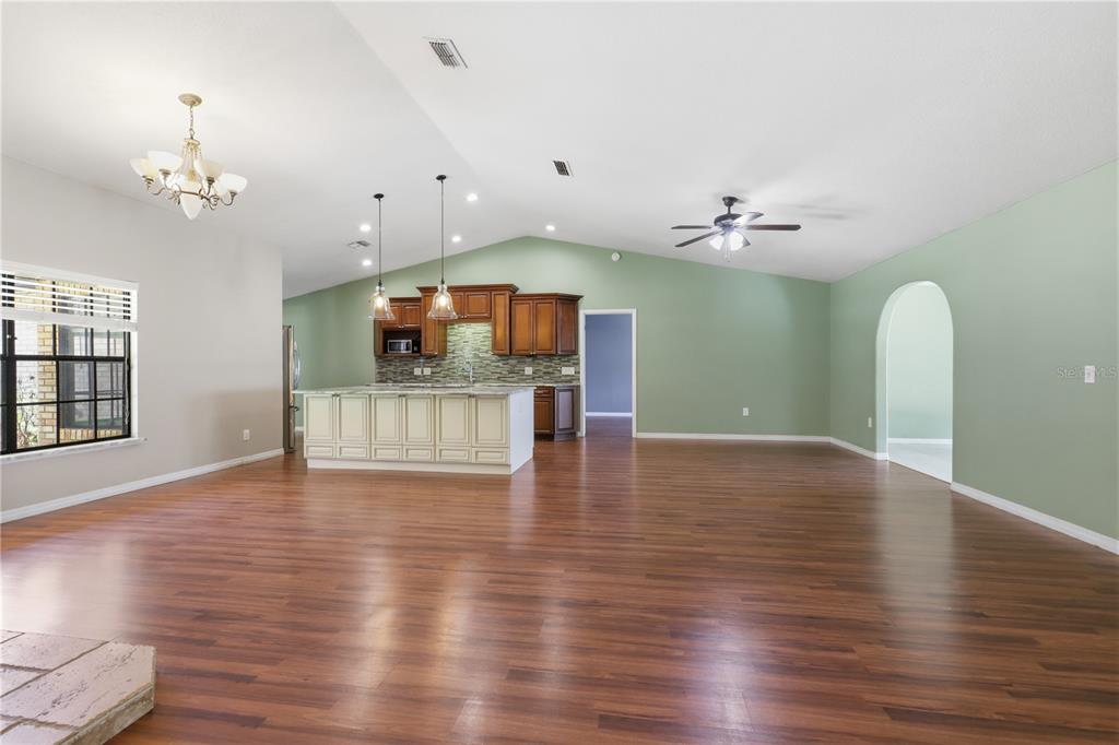 346 Riviera Drive DeBary, FL 32713 - Photo 11 of 52