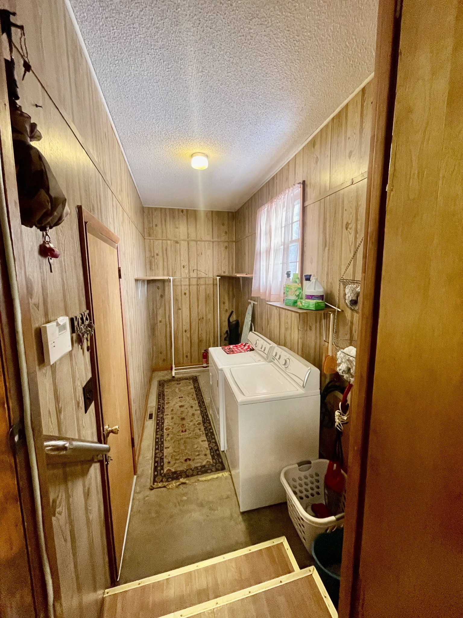 336 Second Creek Road Five Points, TN 38457 - Photo 16 of 37 a bathroom with a sink a toilet and a shower